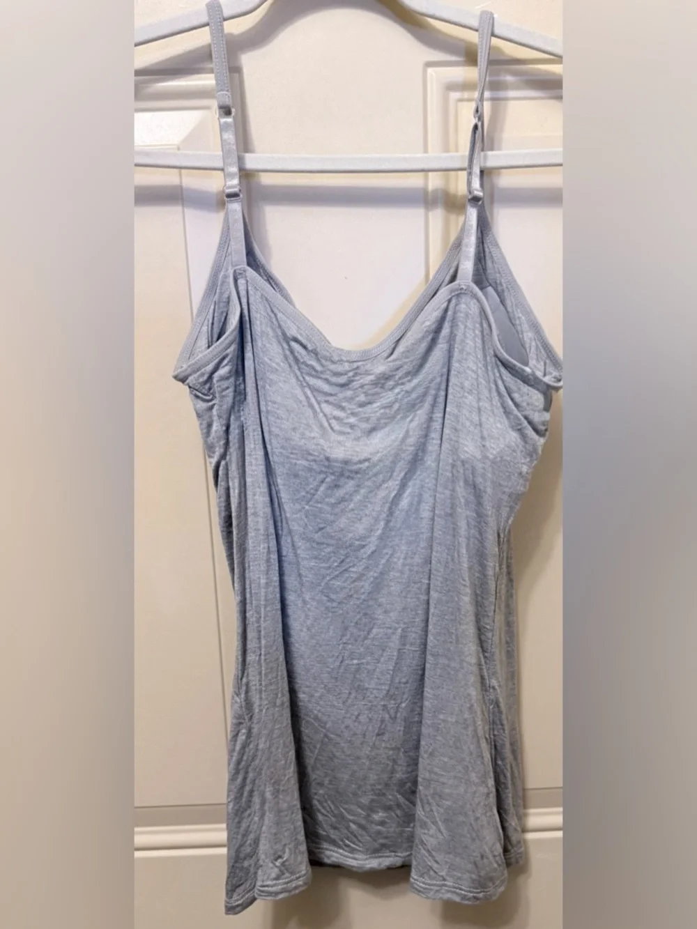 Gray Tank Top with Adjustable Spaghetti Straps and Built In Bra Size XL NWOT - Picture 4 of 4